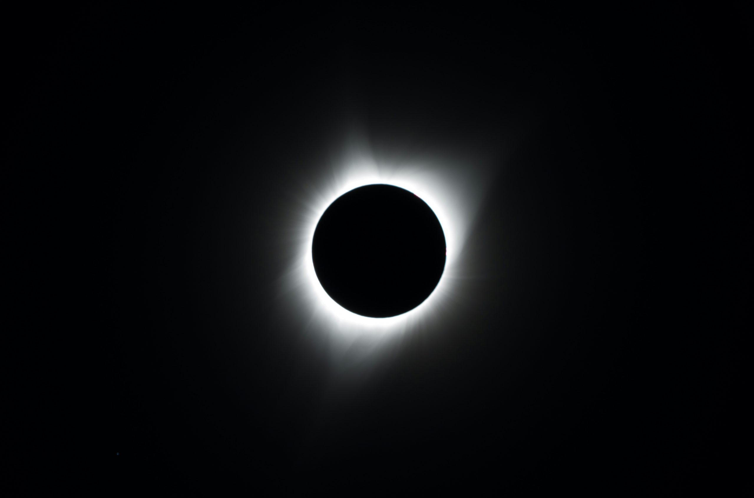 New Moon in Leo and Solar eclipse 12.08.2026.